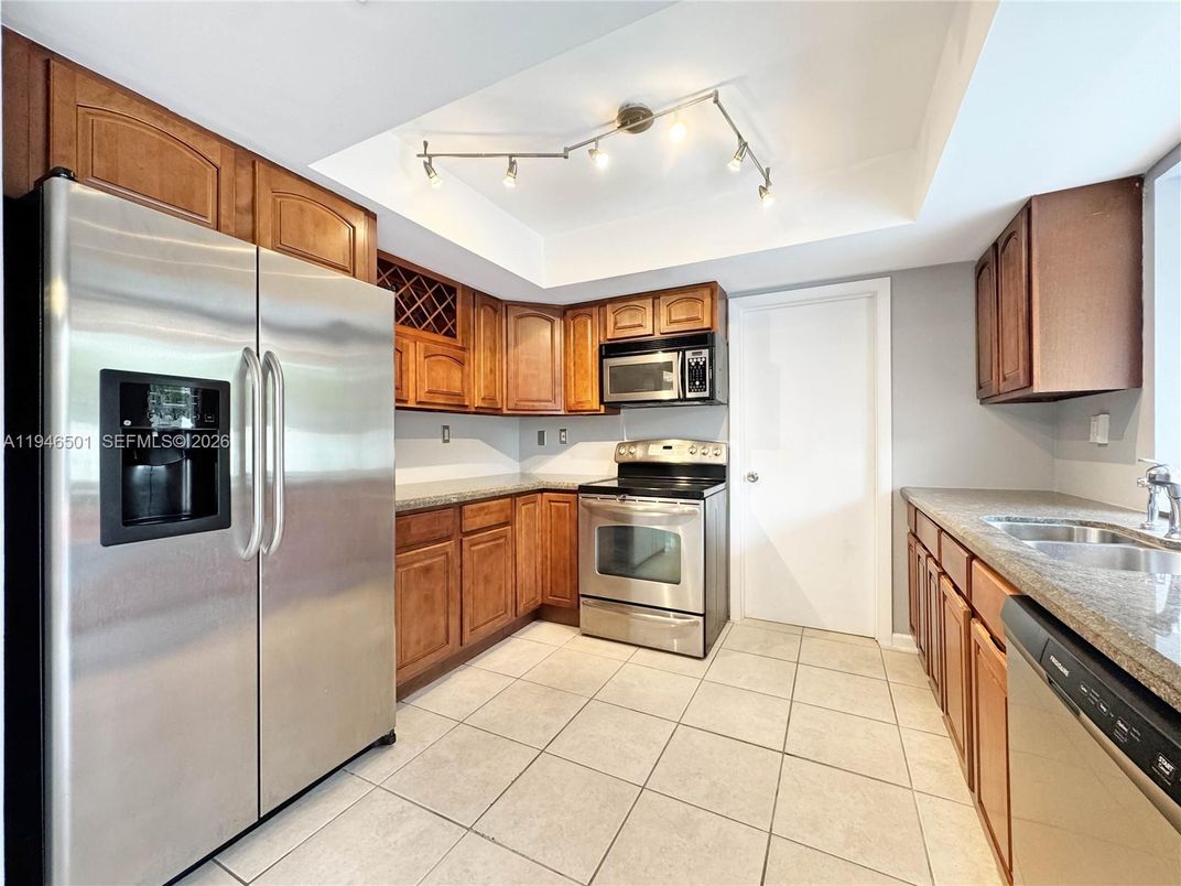 Interior, Kitchen, Stainless Steel Appliances