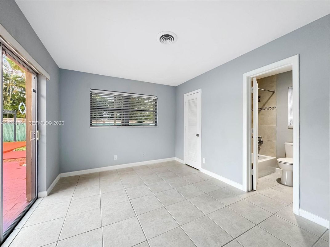Bathroom, Empty room, Interior