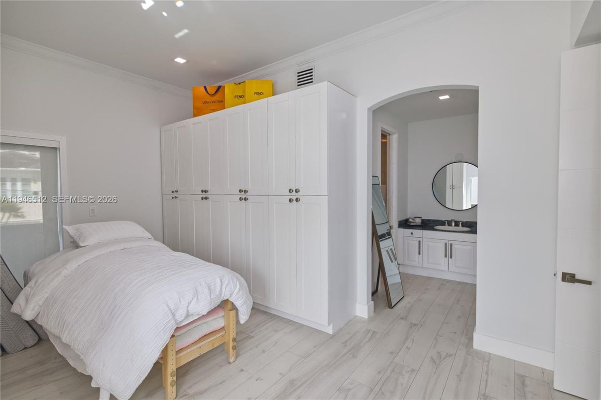 Bedroom, Interior, Recessed Lighting, Wood Texture Flooring