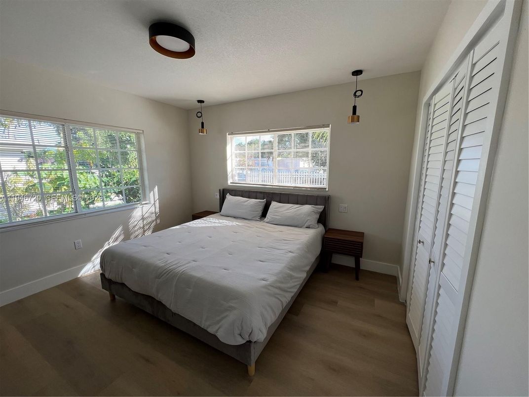 Bedroom, Interior, Pendant Lights, Wood Texture Flooring