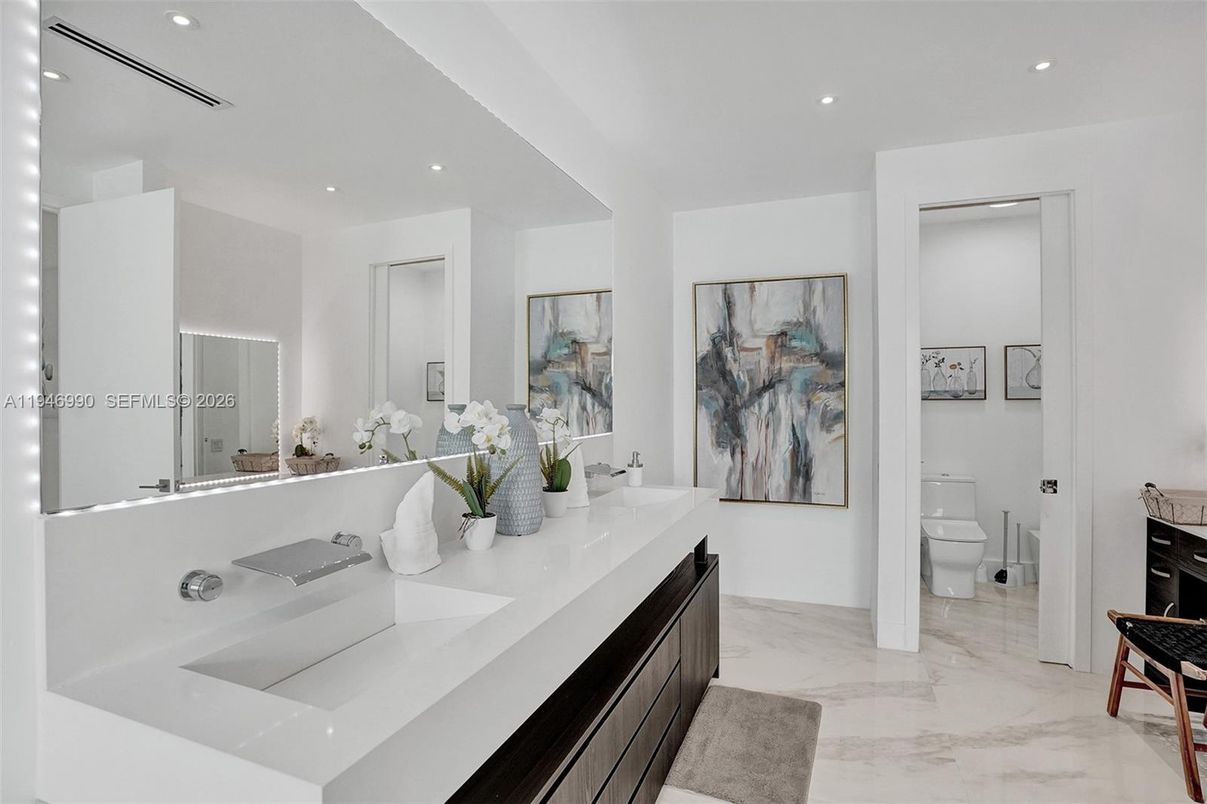 Bathroom, Dual Sink Vanities, Interior, Marble, Recessed Lighting