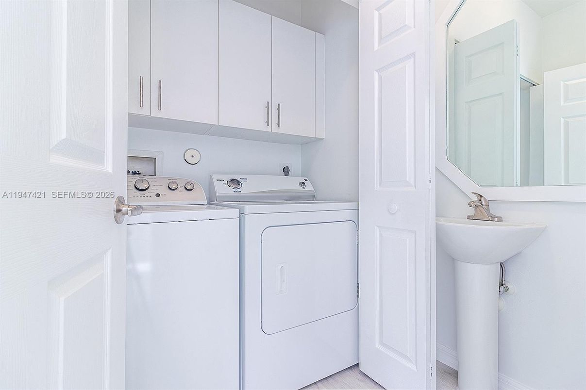 Interior, Utility Closets, Washer