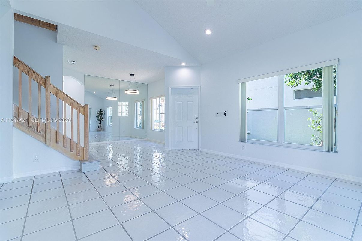 Empty room, Interior, Pendant Lights, Recessed Lighting, Wooden Beams