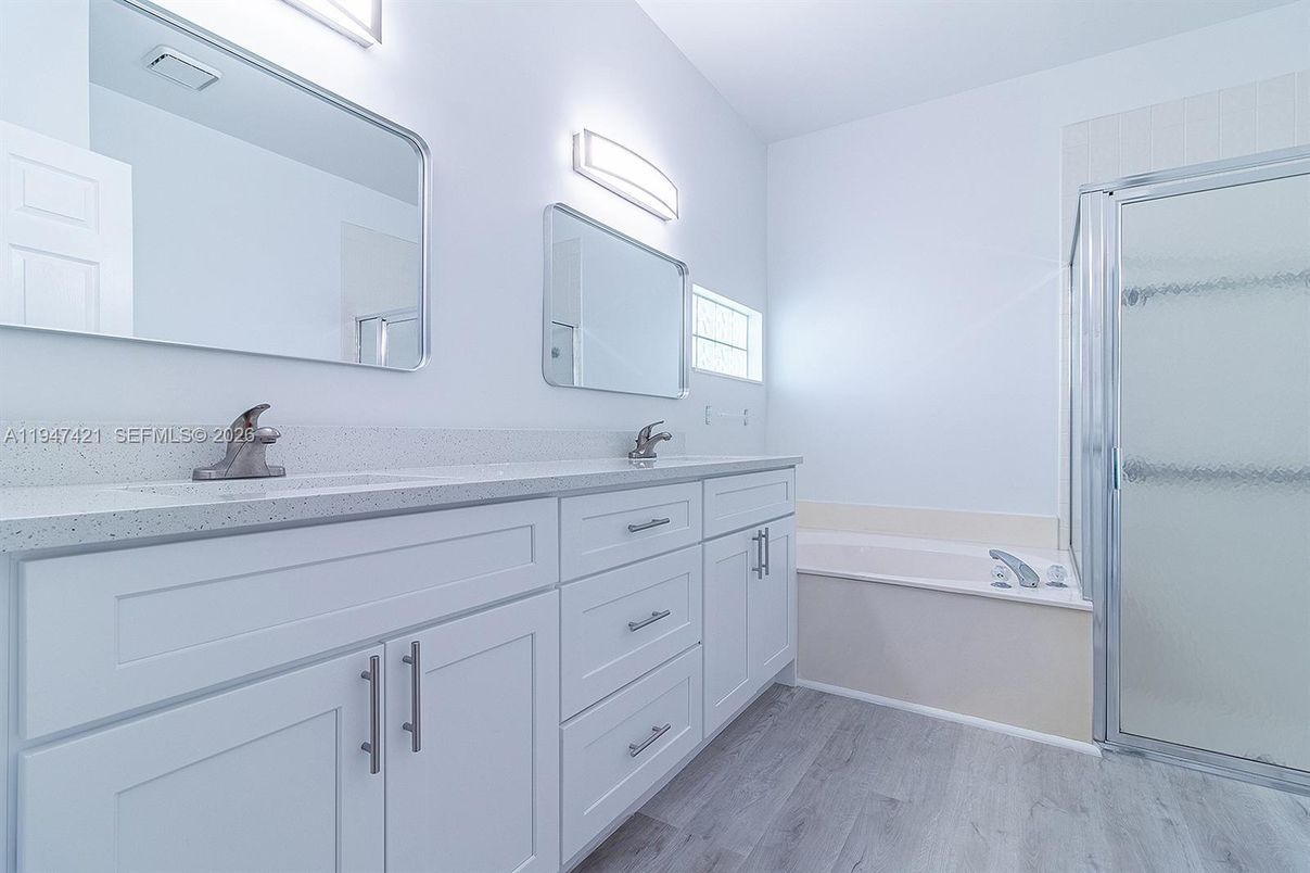 Bathroom, Dual Sink Vanities, Interior, Wood Texture Flooring