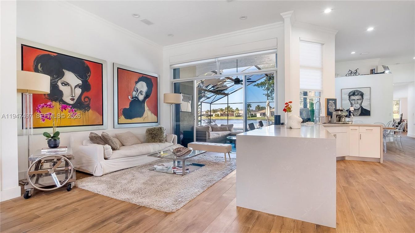 Dining room, Interior, Living room, Recessed Lighting, Wood Texture Flooring