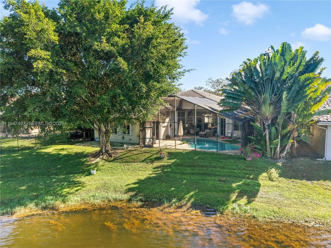 Backyard, Exterior, Pool