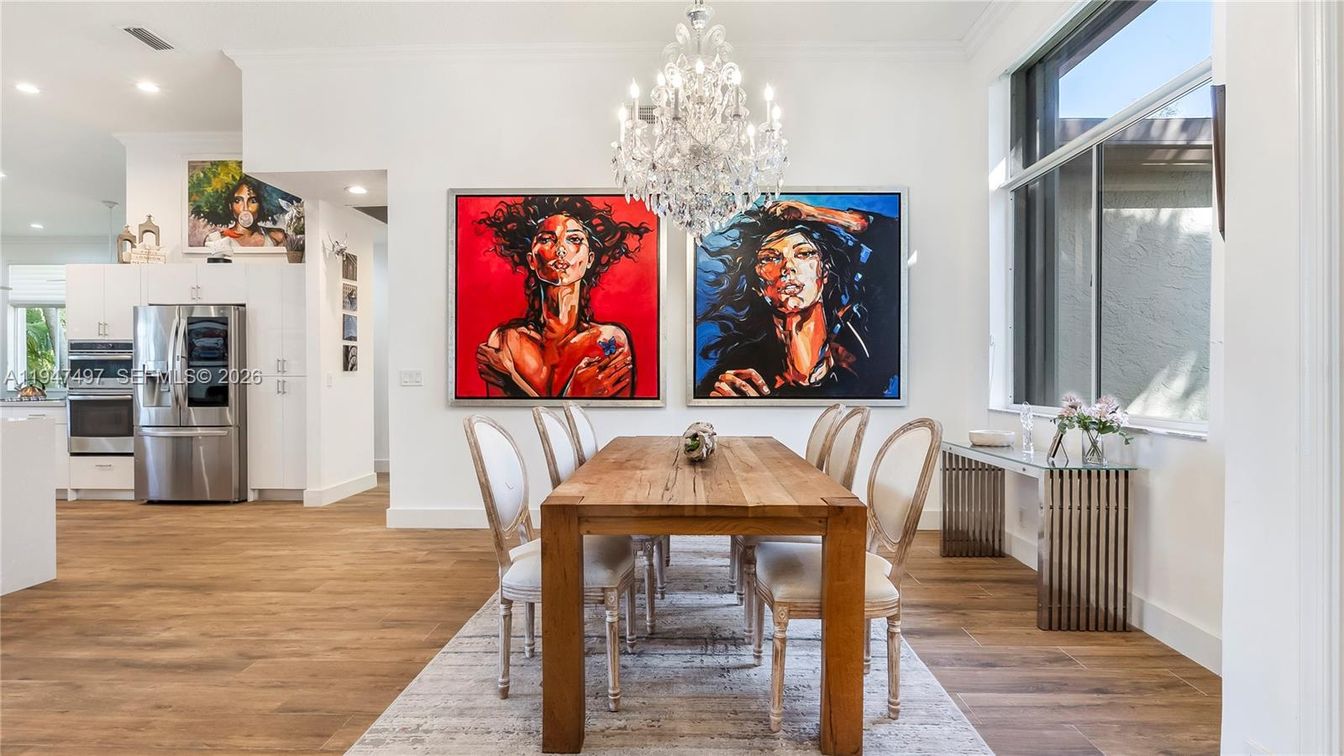 Chandelier, Dining room, Interior, Kitchen, Recessed Lighting, Stainless Steel Appliances, Wood Texture Flooring