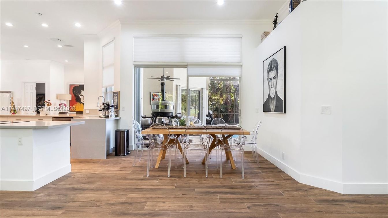 Dining room, Interior, Recessed Lighting, Wood Texture Flooring