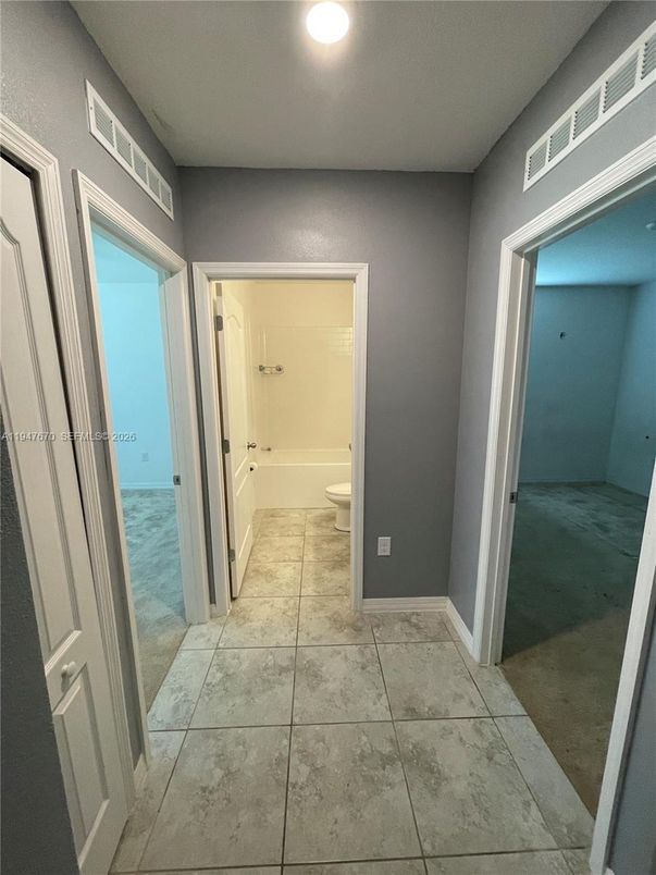 Bathroom, Empty room, Interior, Recessed Lighting