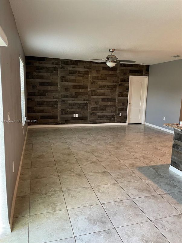 Empty room, Interior, Wooden Walls