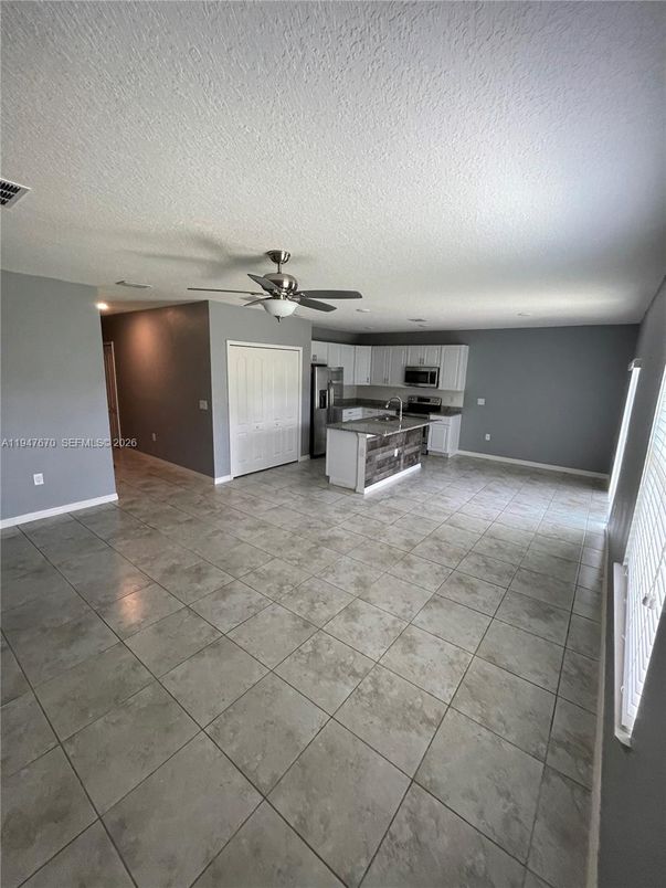 Empty room, Interior, Kitchen