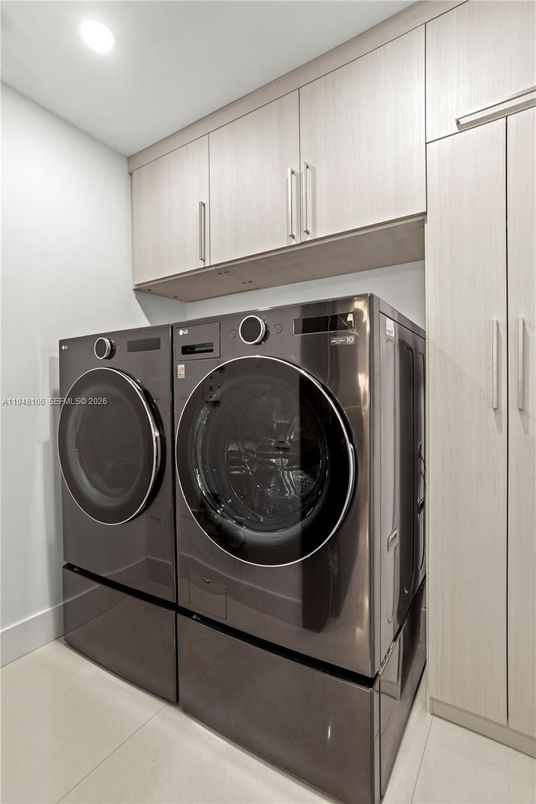 Interior, Recessed Lighting, Washer