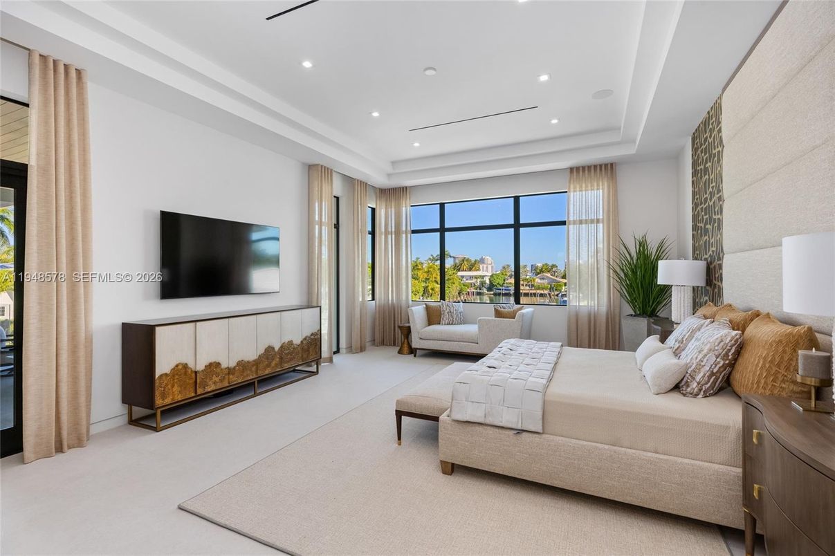 Bedroom, Interior, Recessed Lighting