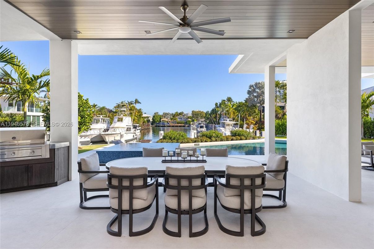 Exterior, Outdoor Kitchen, Pool, Water