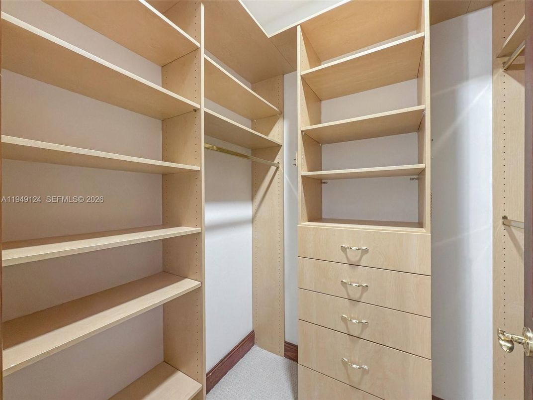 Interior, Walk-in Closets