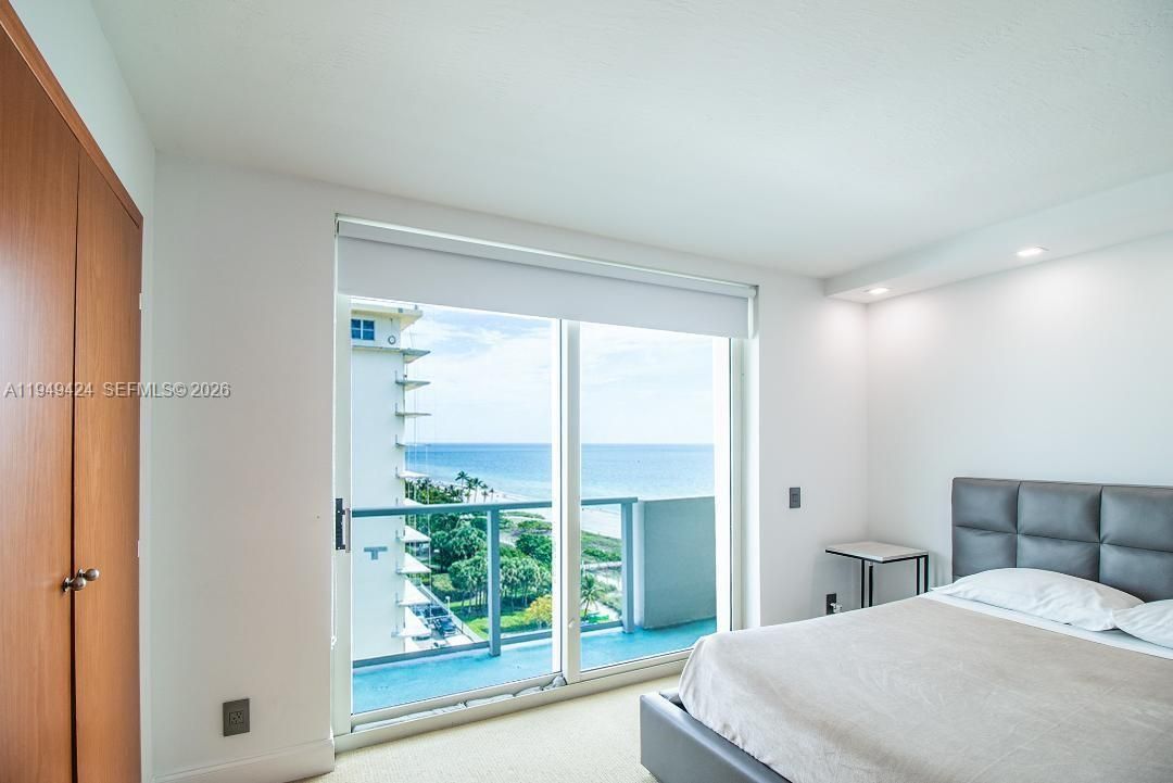 Bedroom, Interior, Recessed Lighting, Water