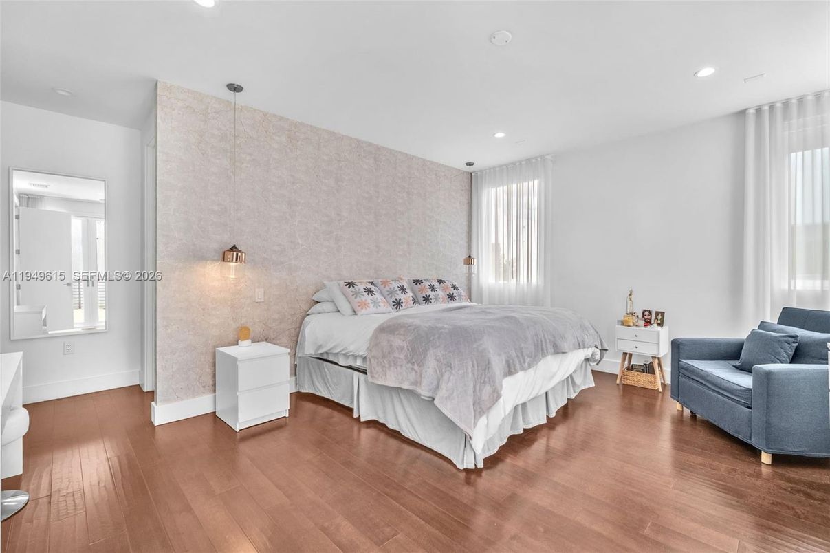 Bedroom, Interior, Recessed Lighting, Wood Texture Flooring