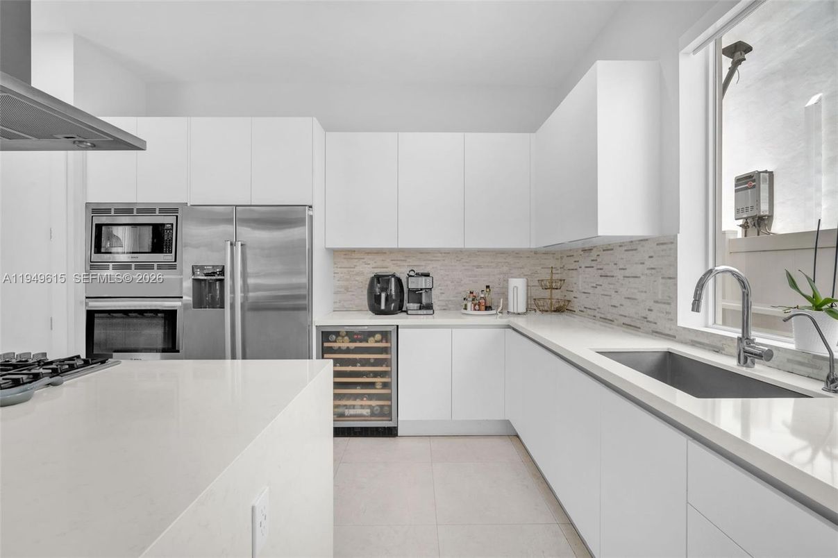 Interior, Kitchen, Stainless Steel Appliances