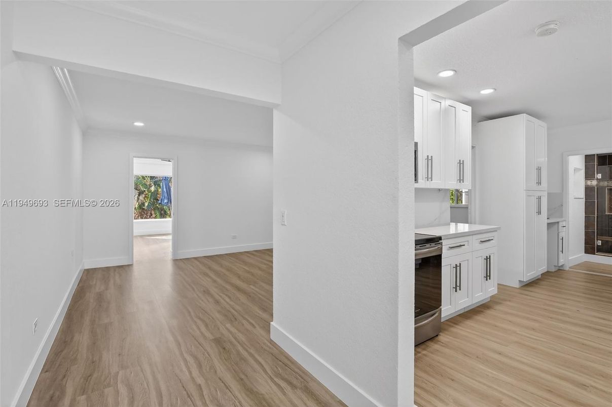 Interior, Kitchen, Recessed Lighting, Wood Texture Flooring