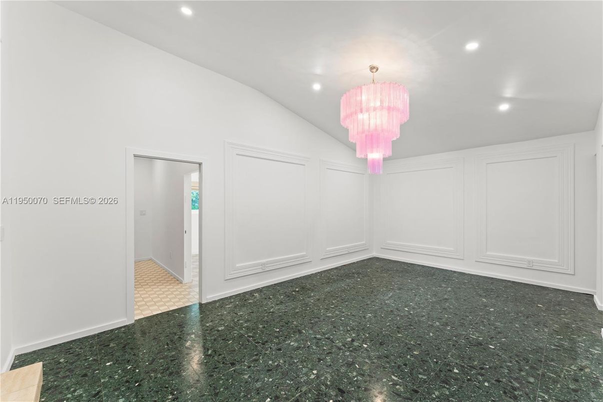 Chandelier, Empty room, Interior, Recessed Lighting