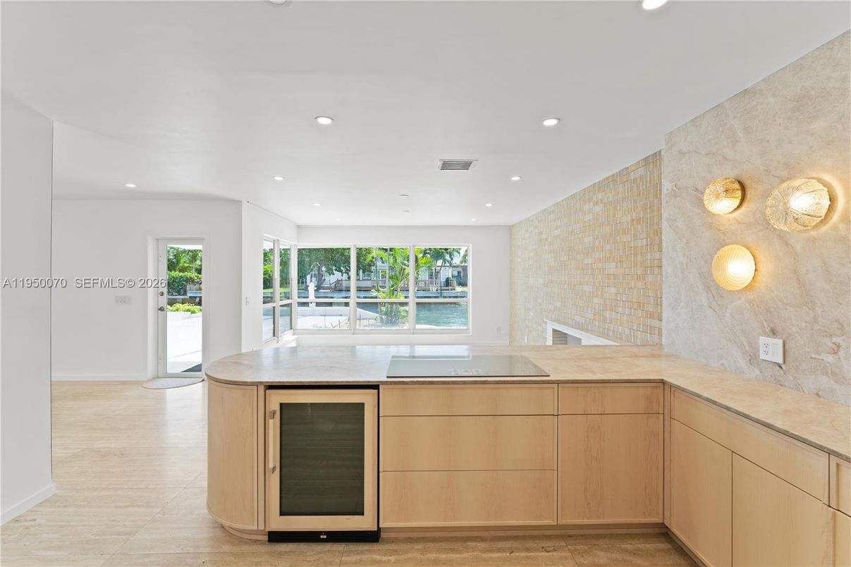 Interior, Kitchen, Recessed Lighting, Water