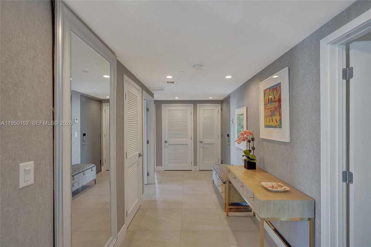 Interior, Recessed Lighting