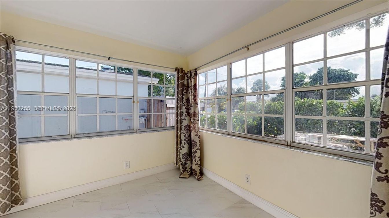 Empty room, Interior, Marble, Sun Room