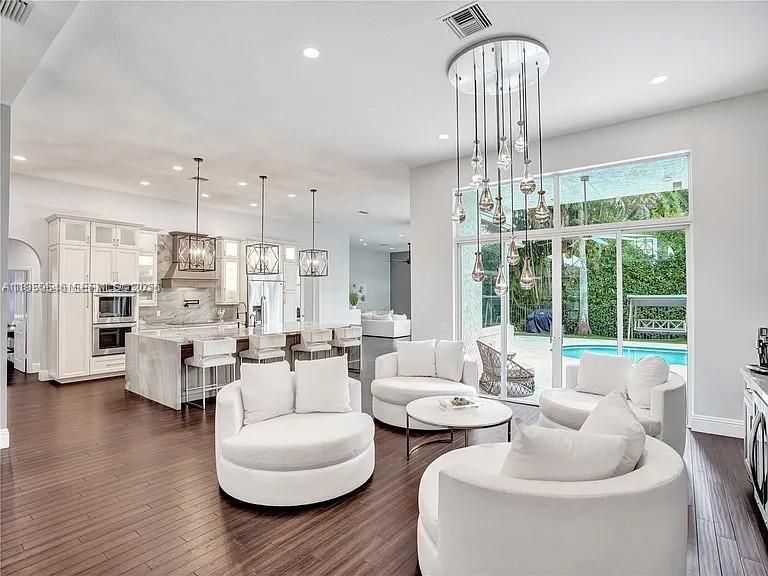 Interior, Kitchen, Living room, Pendant Lights, Recessed Lighting, Stainless Steel Appliances, Wood Texture Flooring