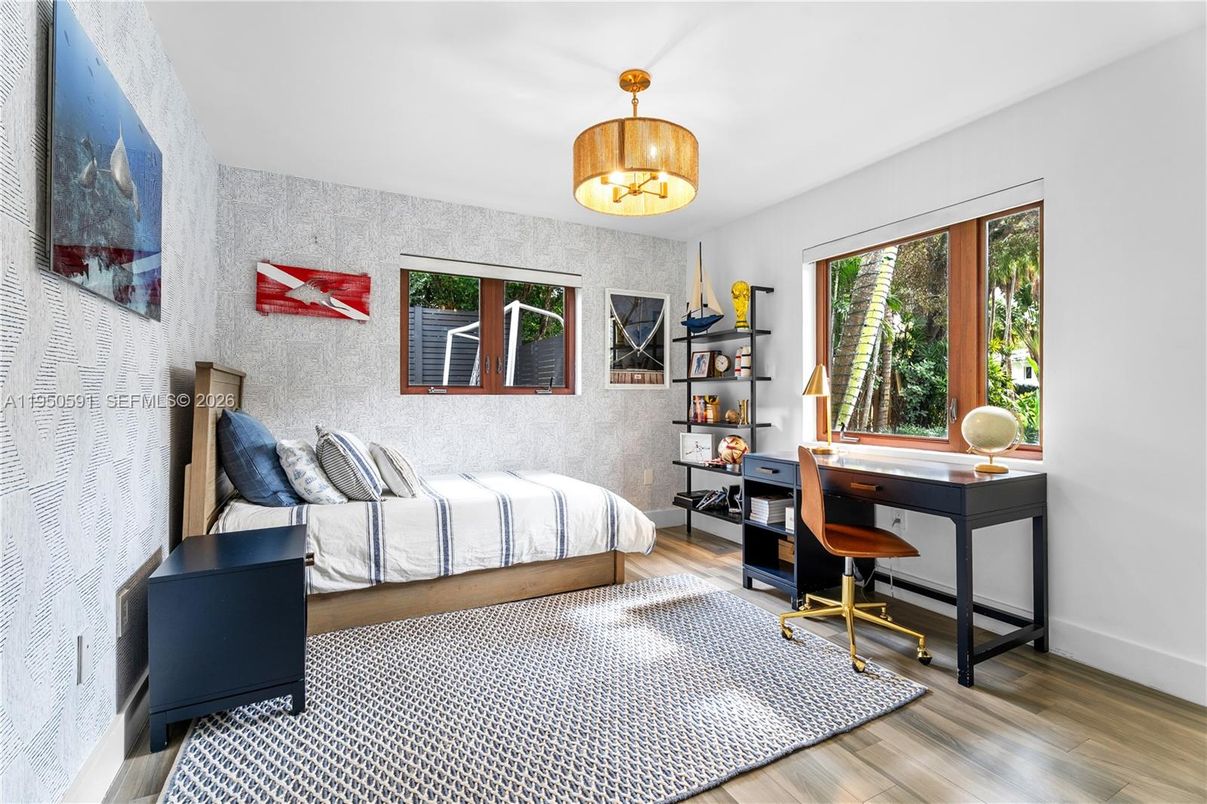 Bedroom, Home Office, Interior, Pendant Lights, Wood Texture Flooring