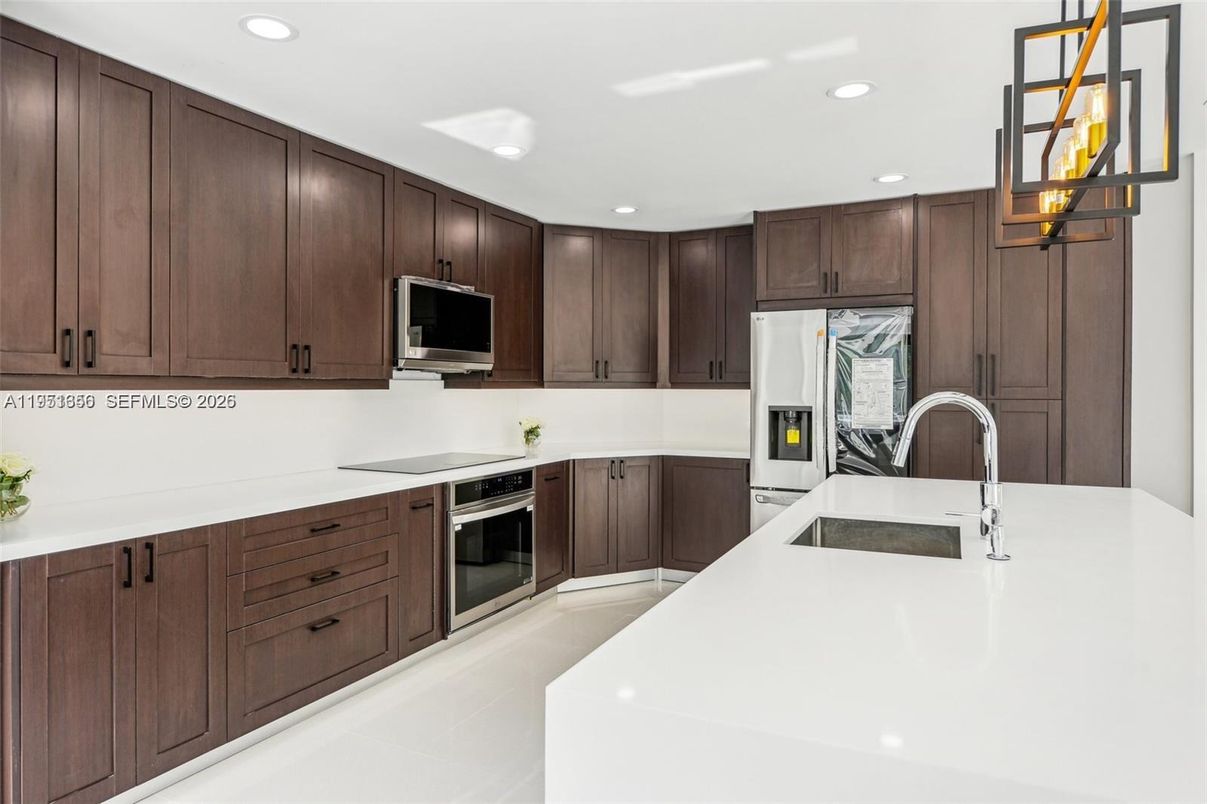 Interior, Kitchen, Recessed Lighting