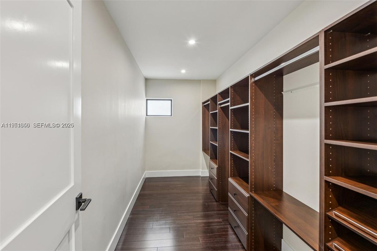 Interior, Recessed Lighting, Walk-in Closets, Wood Texture Flooring