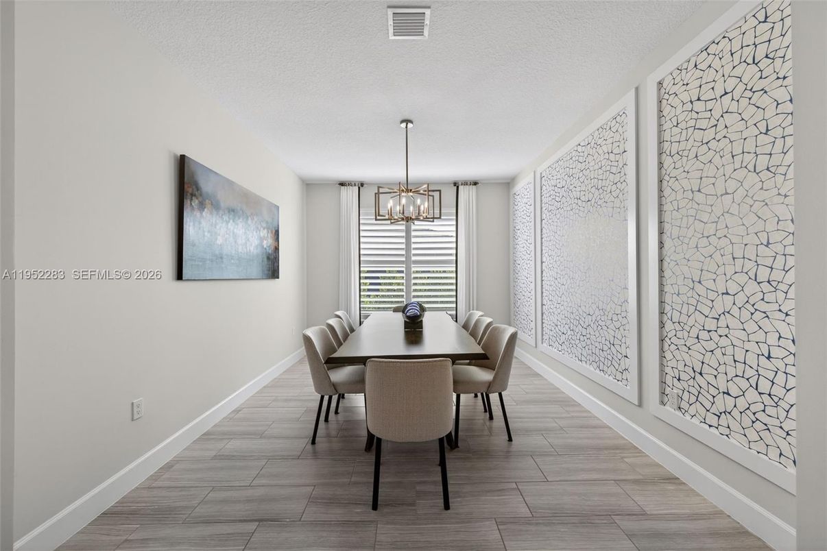 Chandelier, Dining room, Interior, Pendant Lights