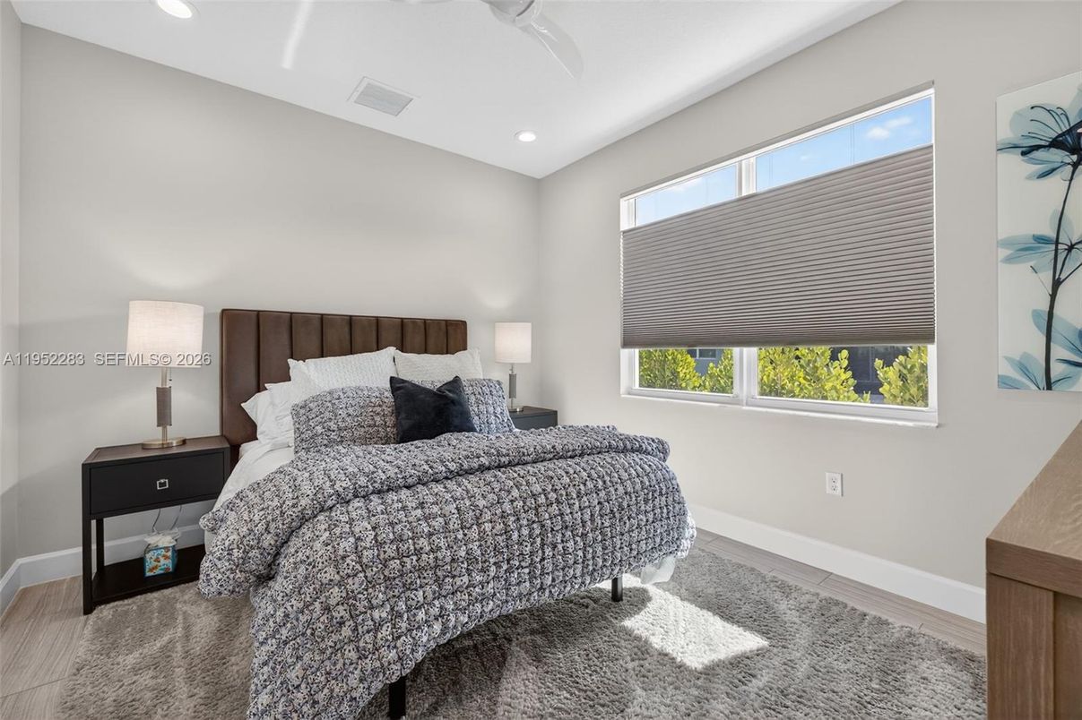 Bedroom, Interior, Recessed Lighting