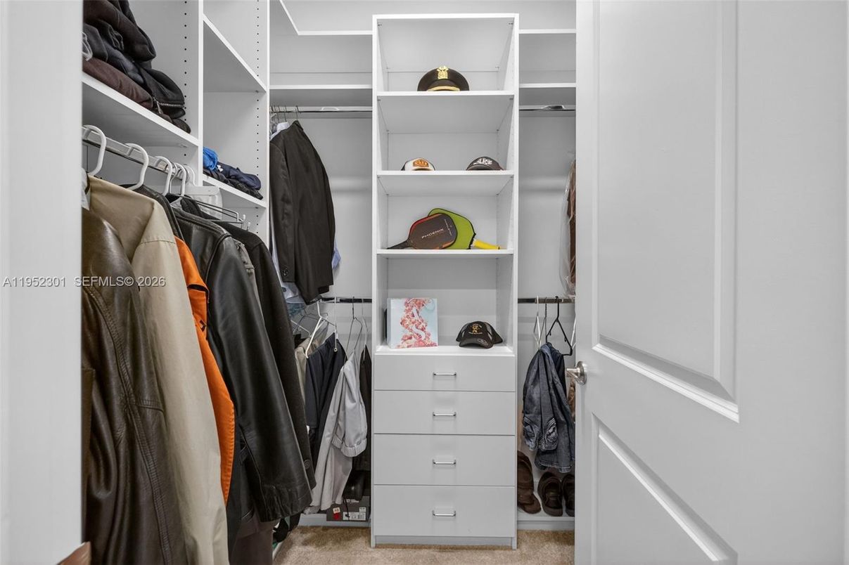 Bedroom, Interior, Recessed Lighting, Water