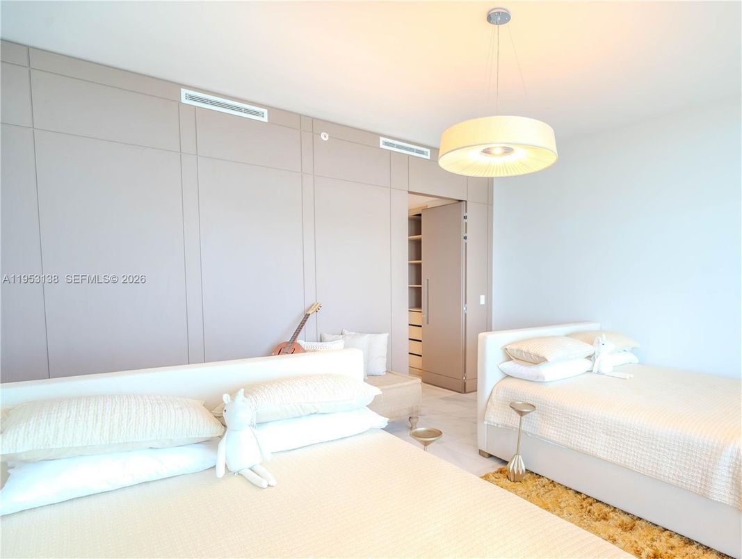 Bedroom, Interior, Pendant Lights