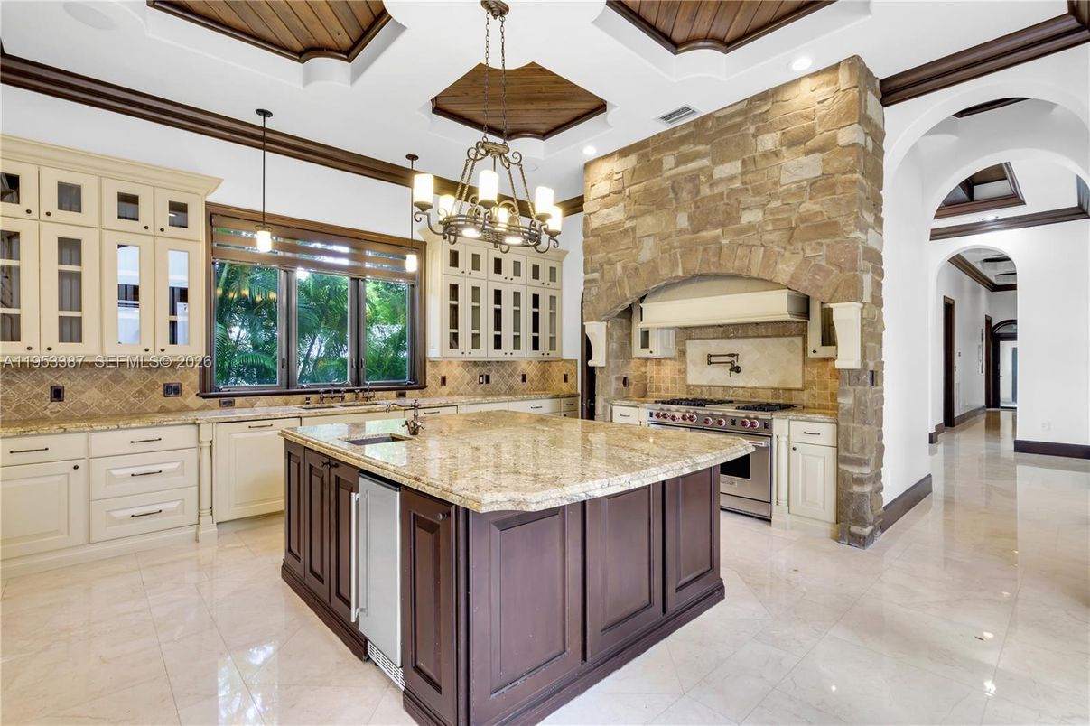 Chandelier, Interior, Kitchen, Pendant Lights, Recessed Lighting, Stainless Steel Appliances