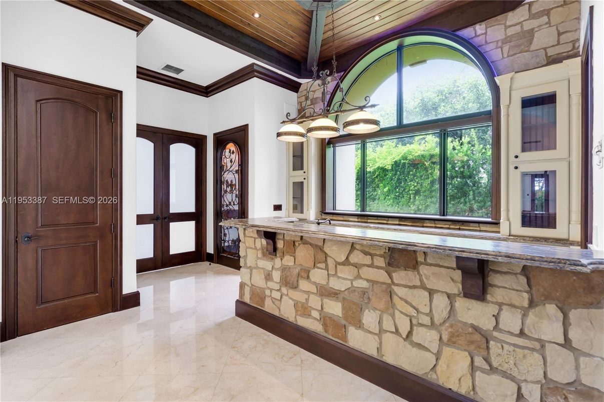 Interior, Pendant Lights, Recessed Lighting, Stone Walls, Wooden Ceilings