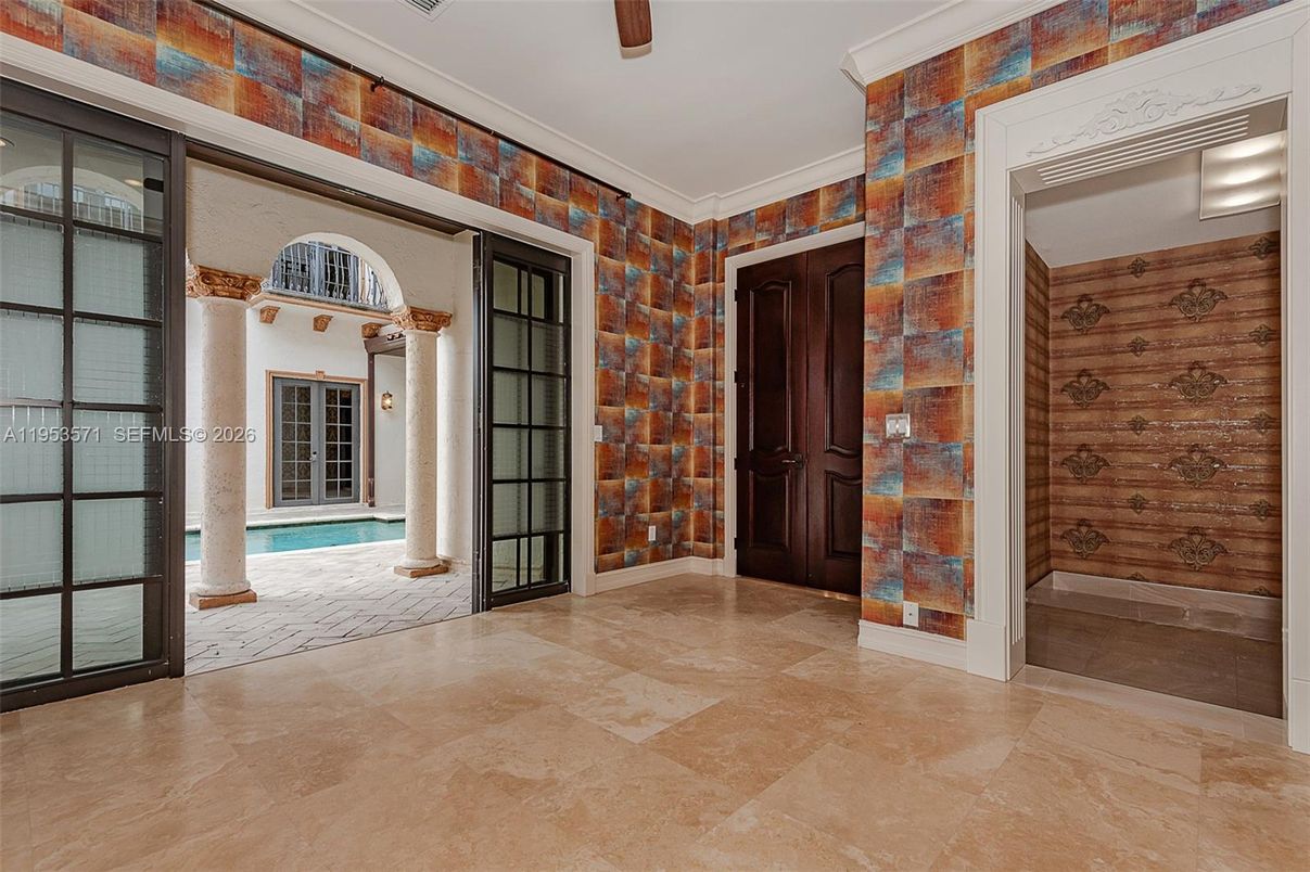 Interior, Wooden Walls