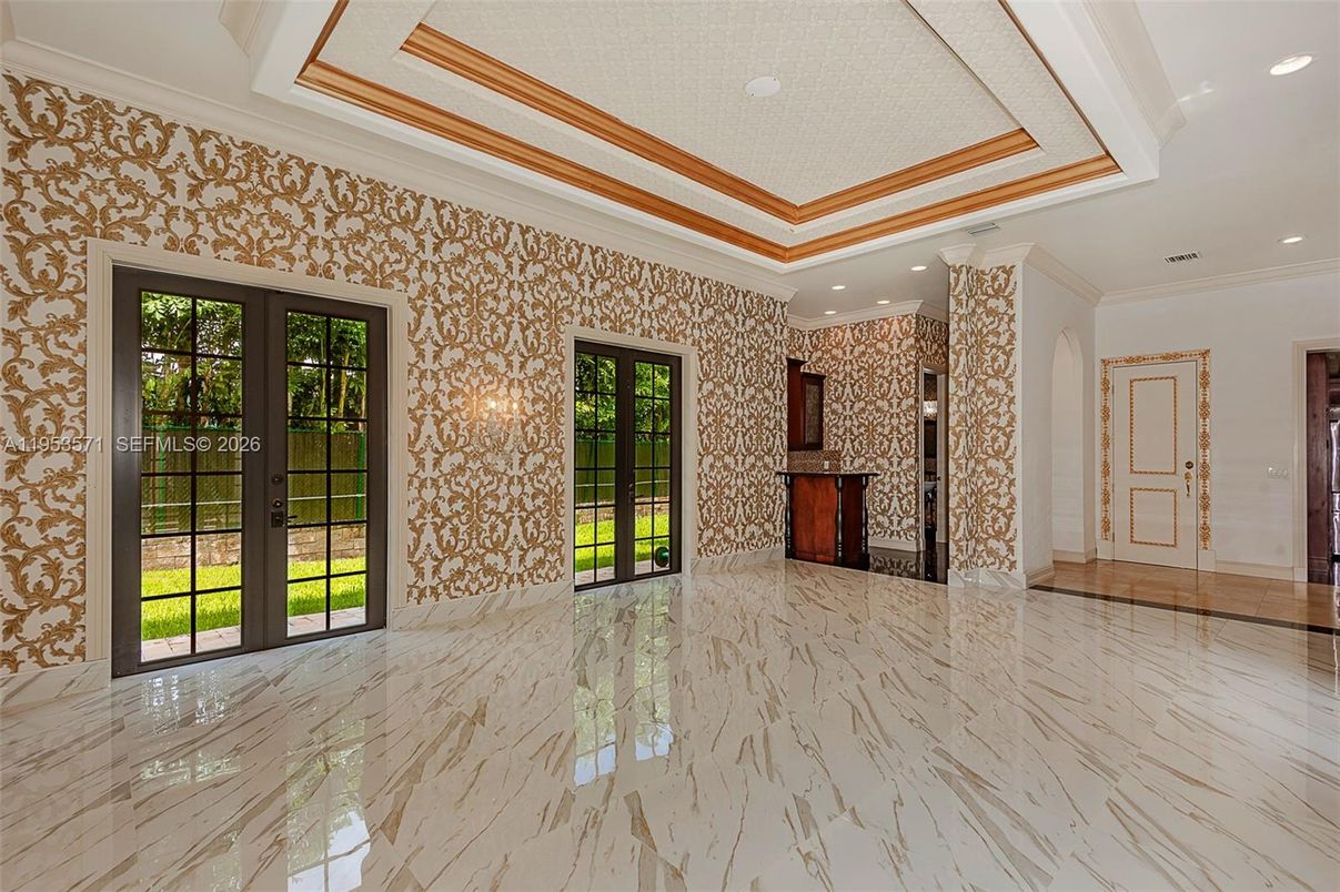 Empty room, Interior, Marble, Recessed Lighting