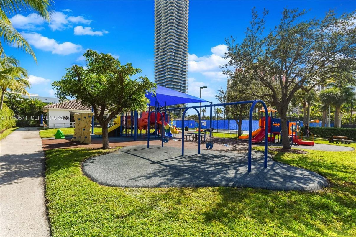 Backyard, Exterior, Playground