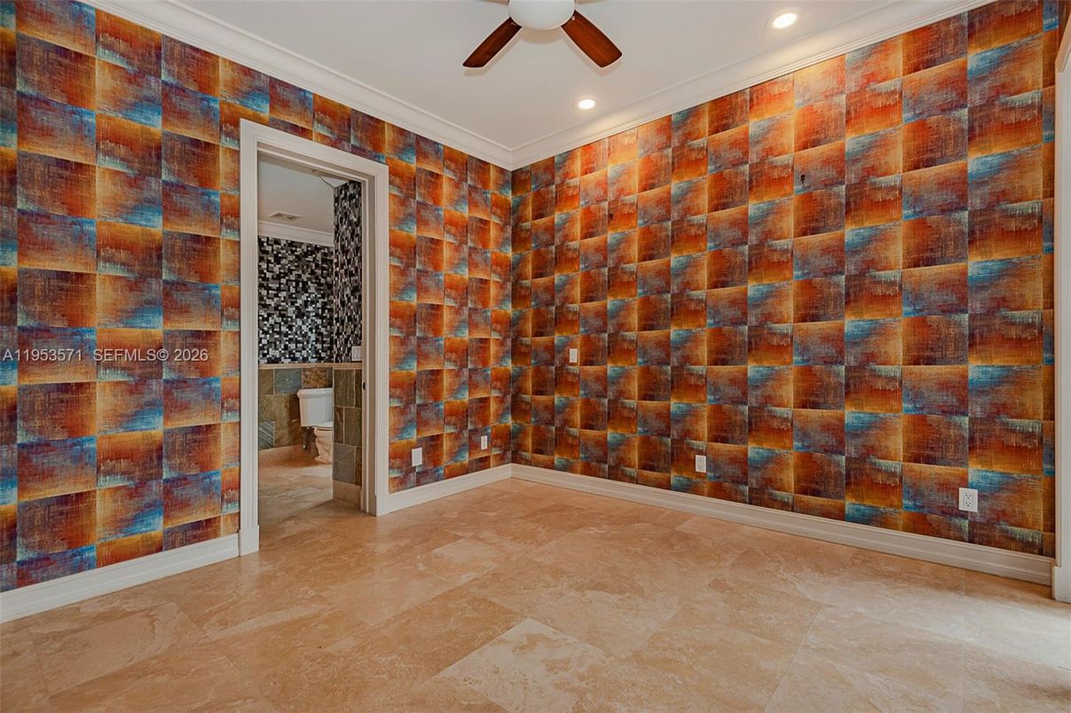 Empty room, Interior, Recessed Lighting