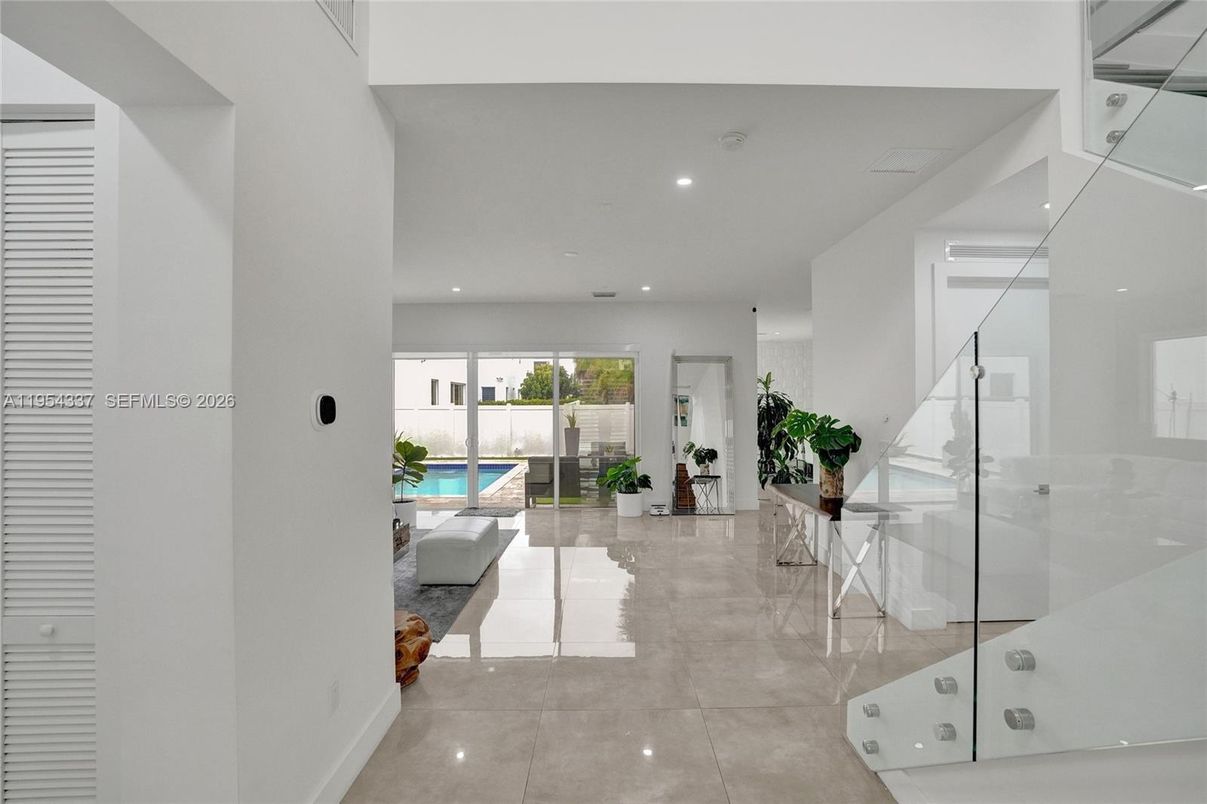 Interior, Recessed Lighting, Water