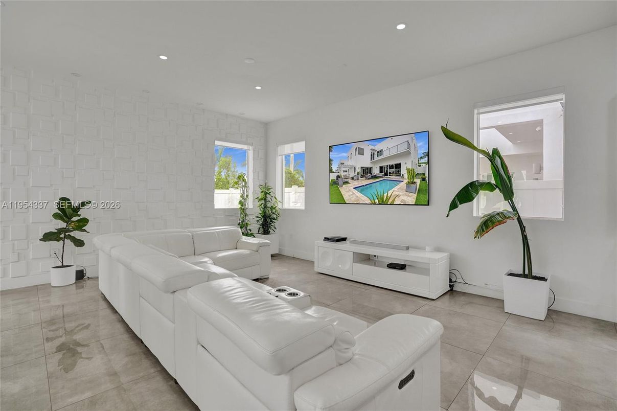 Interior, Living room, Recessed Lighting