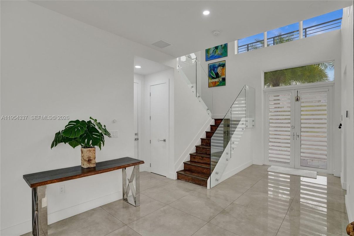 Interior, Recessed Lighting