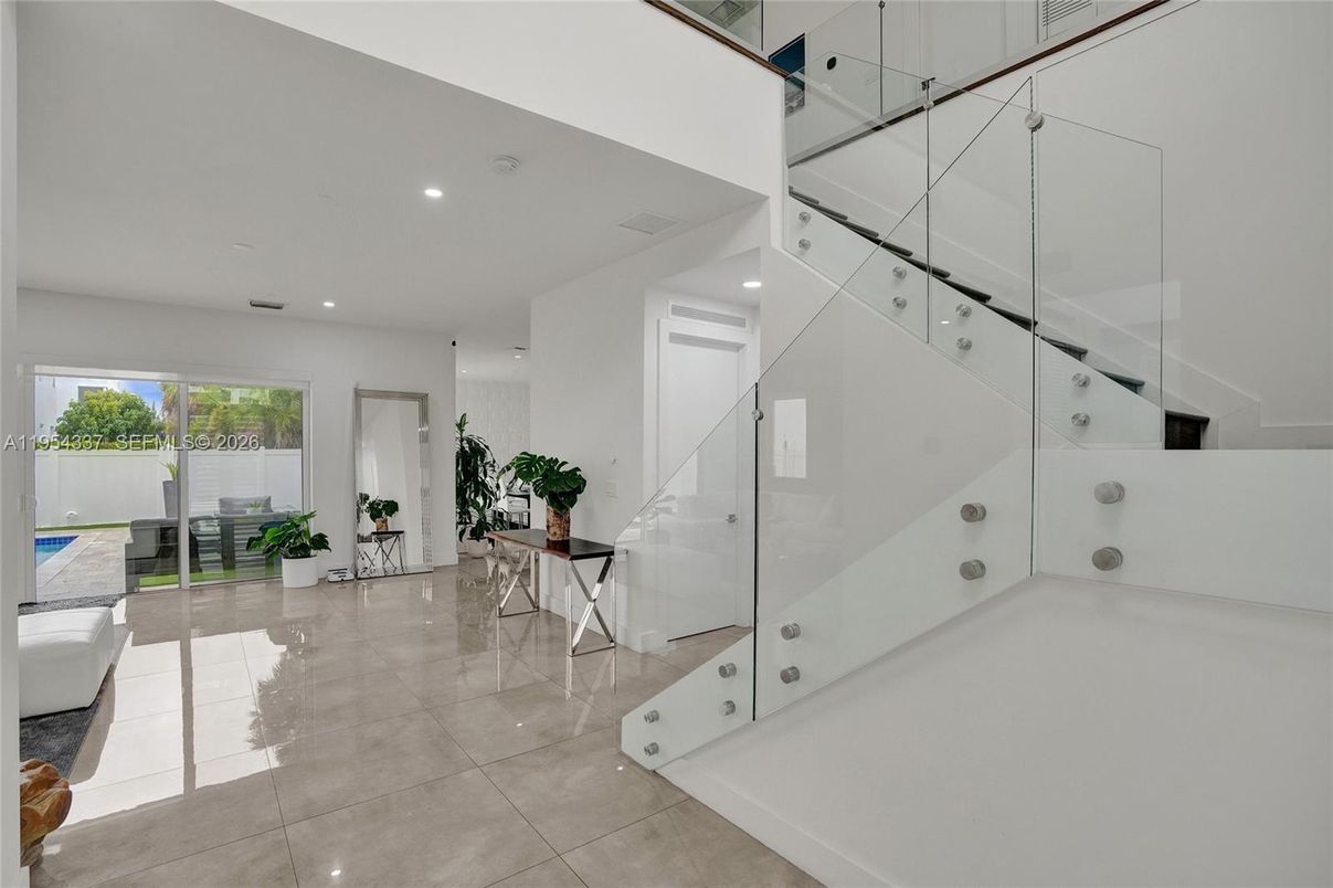 Interior, Recessed Lighting