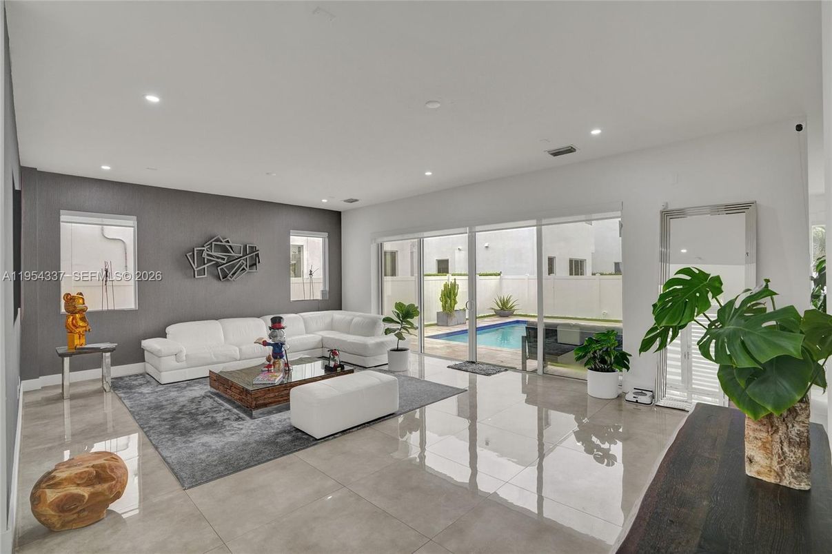 Interior, Living room, Recessed Lighting