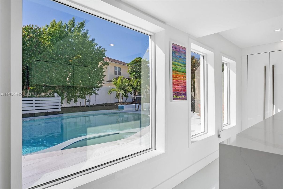 Interior, Pool, Recessed Lighting