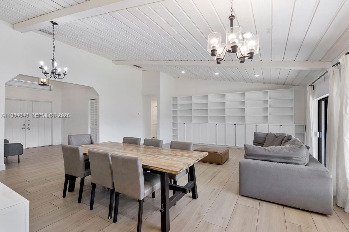 Chandelier, Dining room, Interior, Pendant Lights, Recessed Lighting, Wood Texture Flooring