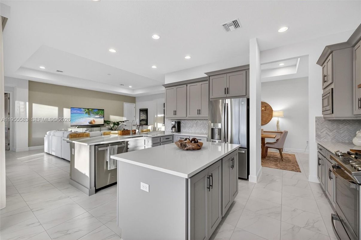 Dining room, Interior, Kitchen, Marble, Recessed Lighting, Stainless Steel Appliances