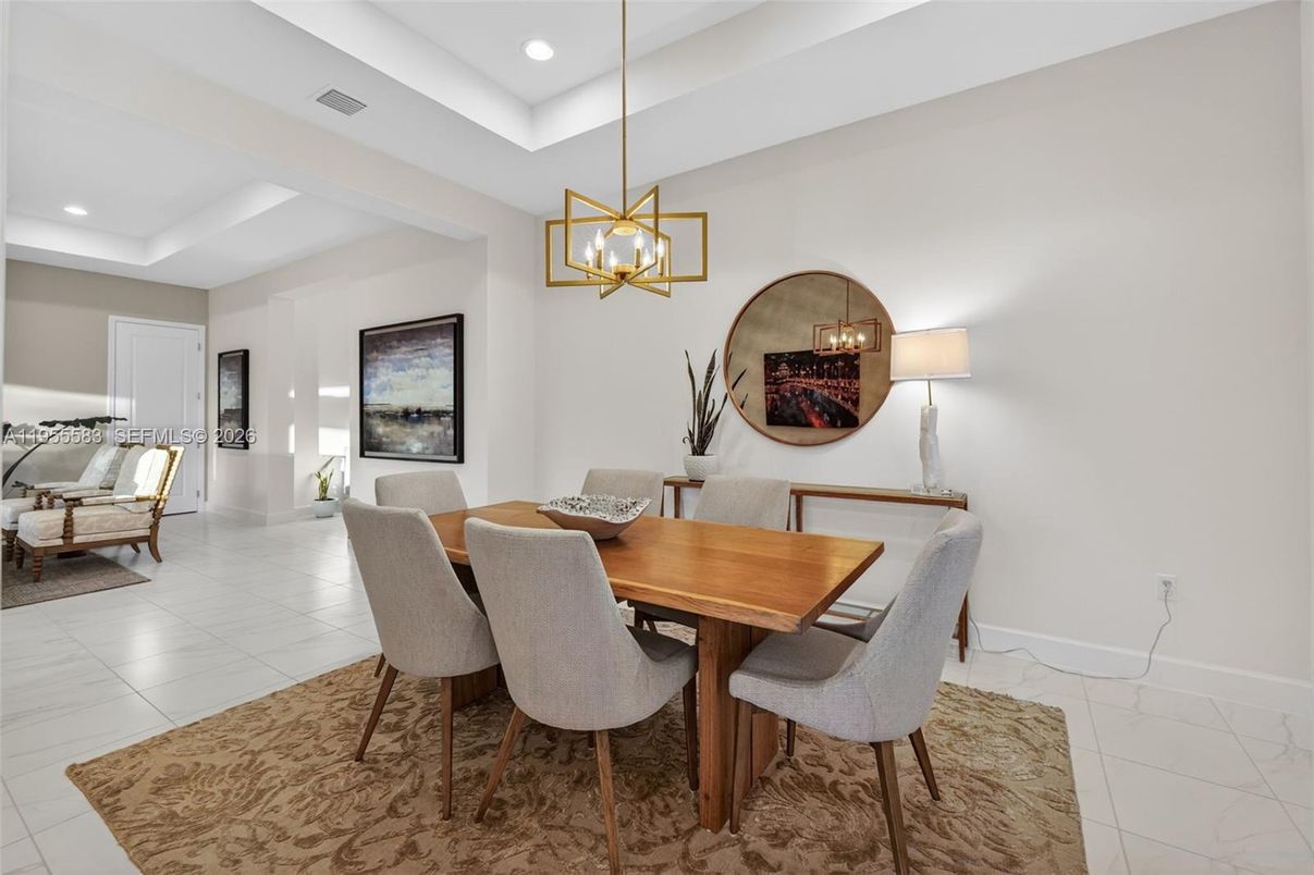Dining room, Interior, Pendant Lights, Recessed Lighting